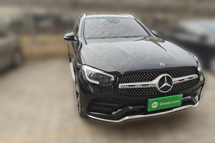 Used Mercedes-Benz GLC 2020 Facelifted GLC 300 L 4MATIC Luxury Edition Front Right 45 Deg