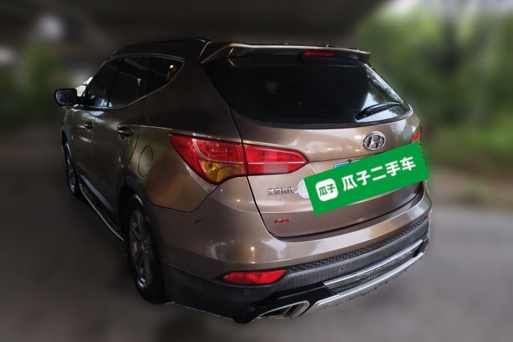 Used Hyundai Santa Fe 2013 2.4L Automatic 2WD Comfort Edition Rear Left 45 Deg