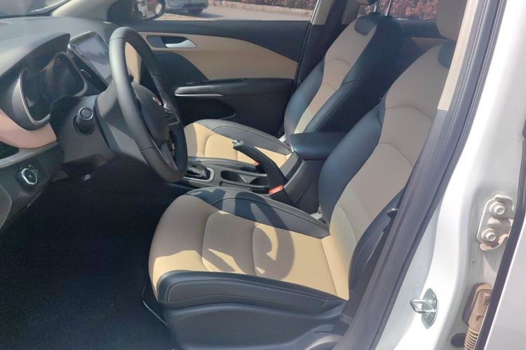 Used Chevrolet Monza 2020 320 Automatic Enjoyment Edition Left Front Seat