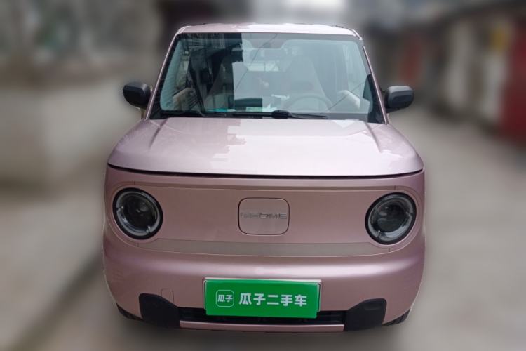 Used Geely Galaxy Panda 2024 Panda Mini 200km Endurance Bear
