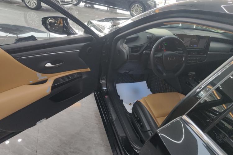 Used Lexus ES 2022 200 Excellence Edition