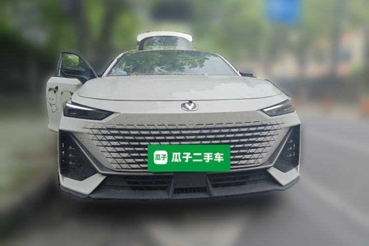 Used CHANGAN UNI-V 2022 1.5T Prestige Version Front