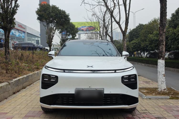 Used XPeng G9 2025 625 Long-Range Max Exterior 1