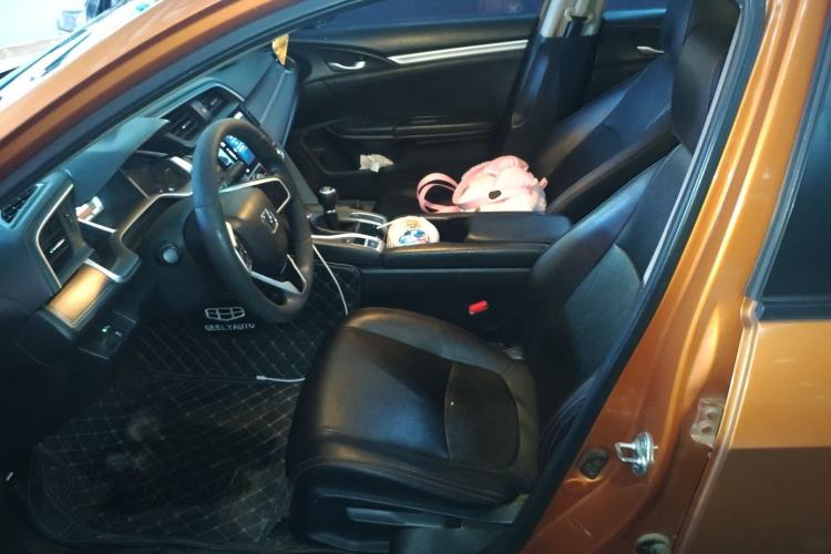 Used Honda Civic 2016 220TURBO Manual Luxury Edition
