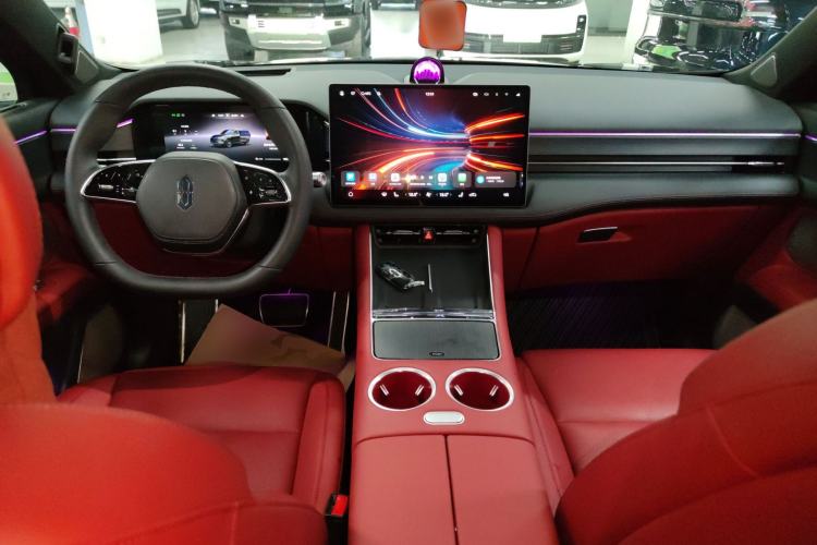 Used Hima AITO M5 2025 Extended-Range Ultra Rear-Wheel-Drive Version Center Console