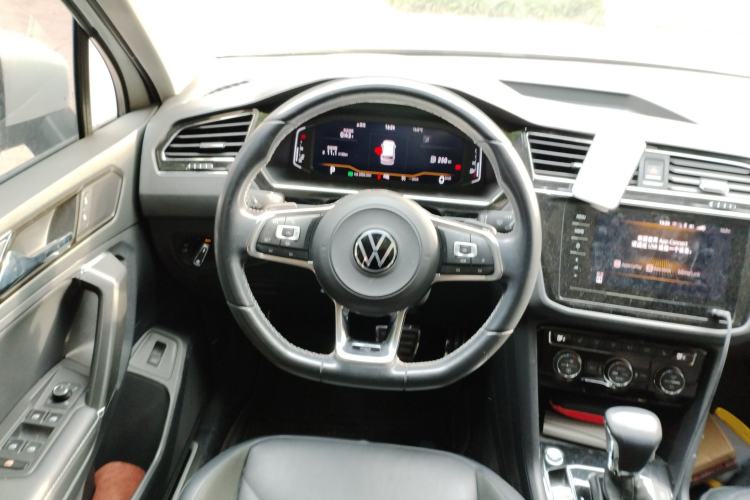 Used Volkswagen Tiguan L 2021 330TSI Automatic Two-Wheel Drive R-Line Enhanced Edition