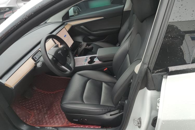 Used Tesla Model 3 2022 Rear-Wheel-Drive Version Left Front Seat