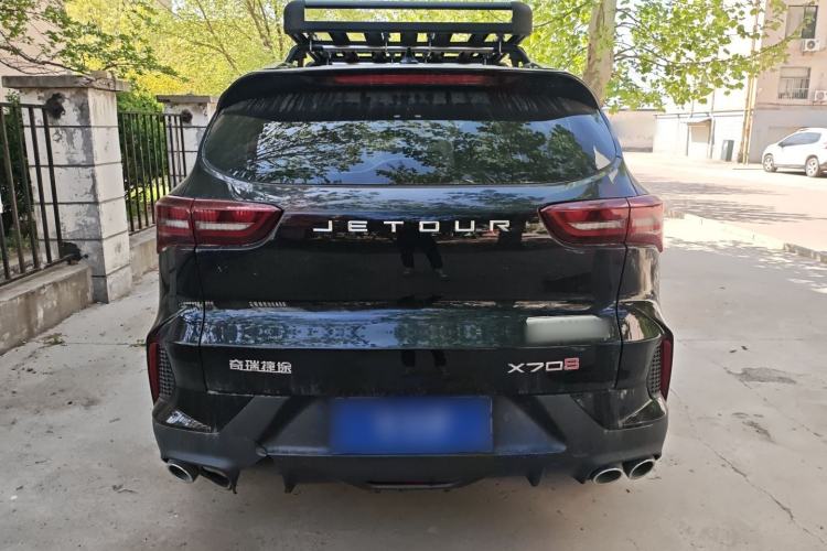 Used JETOUR X70S 2022 1.5T Manual Fanghua Edition 7 Seats Rear