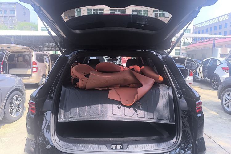 Used BYD Song Pro New Energy 2024 HONOR Edition DM-i 71KM Navigation Model