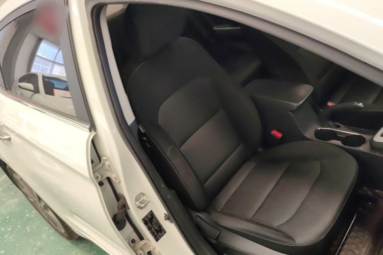 Used Hyundai Elantra (6th Generation / Lingdong) 2016 1.6L Automatic ZhiXuan – Elite Version
