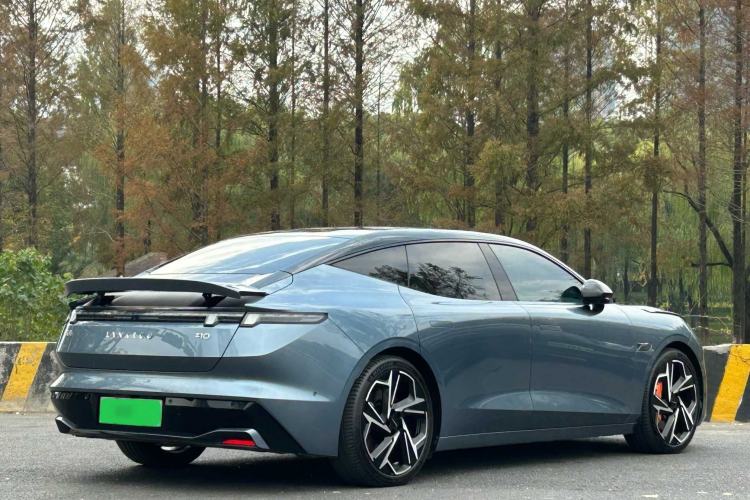 Used Lynk & Co Z10 2025 95 kWh 702 km All-Wheel Drive Intelligent Driving Ultra
