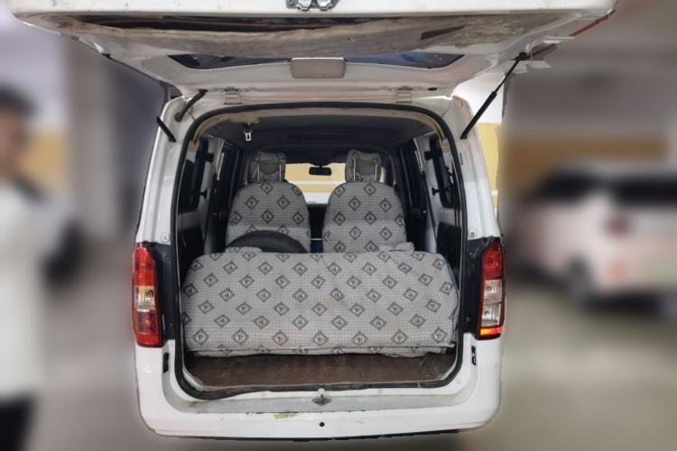 Used Wuling Rongguang V 2015 1.5L Standard Version Trunk