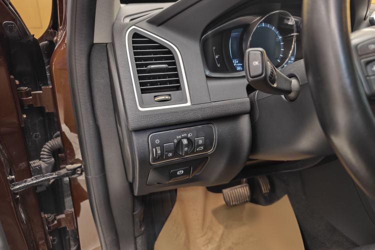 Used Volvo XC60 2016 T5 Smart Version