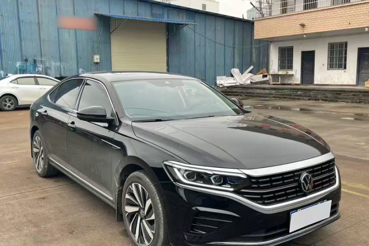 Used Volkswagen Passat 2025 Outstanding Model 380TSI Dragon Glory Edition