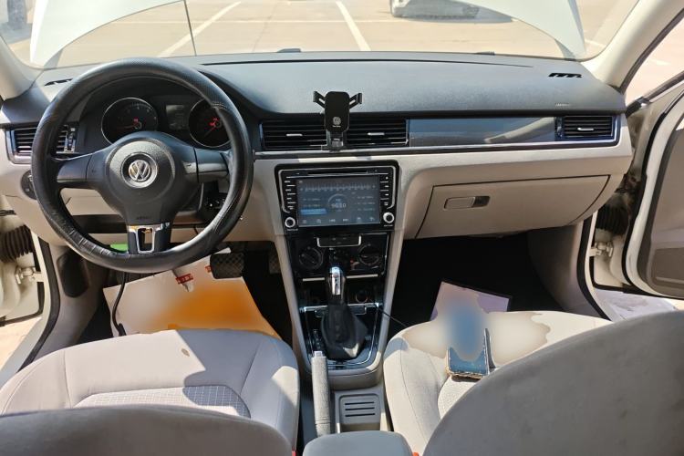 Used Volkswagen Bora 2014 1.6L Automatic Fashion Model