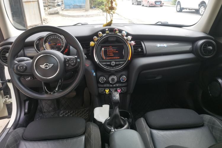 Used MINI 2015 1.5T COOPER Fun Five-Door Edition
