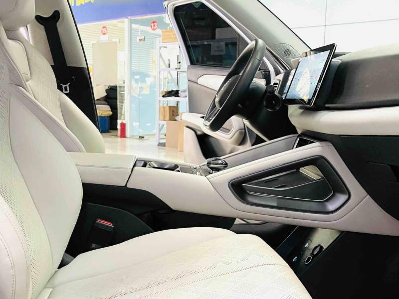 Used BYD Yuan UP 2024 401 km Active Version — 37