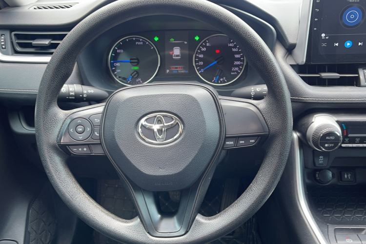 Used Toyota Wildlander 2022 Facelifted Dual-Motor 2.5L E-CVT Two-Wheel Drive Leading Edition Interior 2