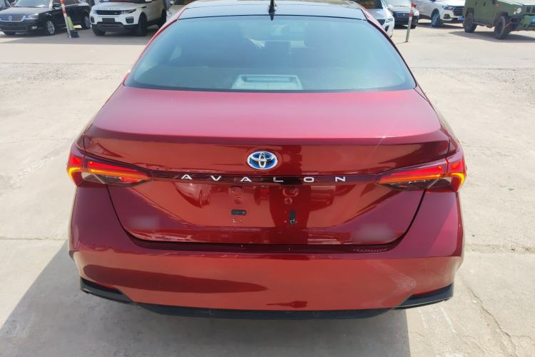 Used Toyota Avalon 2019 Dual-Engine 2.5L XLE Prestige Version China V Standard
