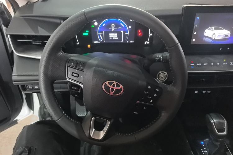 Used Toyota Camry 2024 Dual-Motor 2.0 HGVP Luxury Edition Steering Wheel