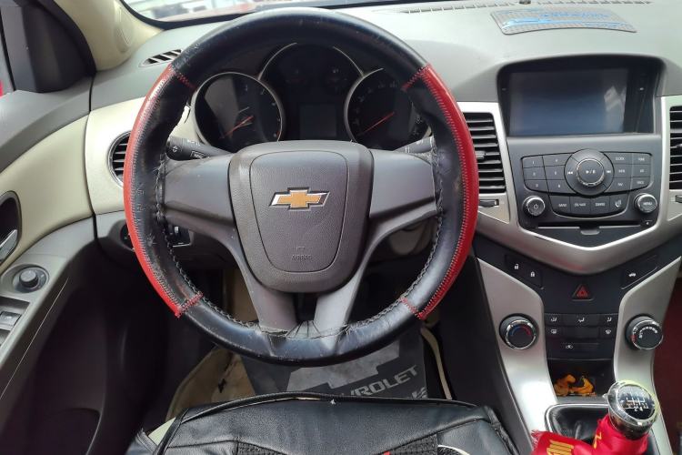 Used Chevrolet Cruze 2015 1.5L Classic SL MT