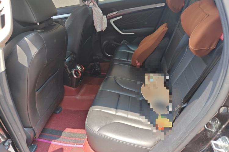 Used Wey VV7 2017 VV7c 2.0T Flagship Model Left Rear Seat