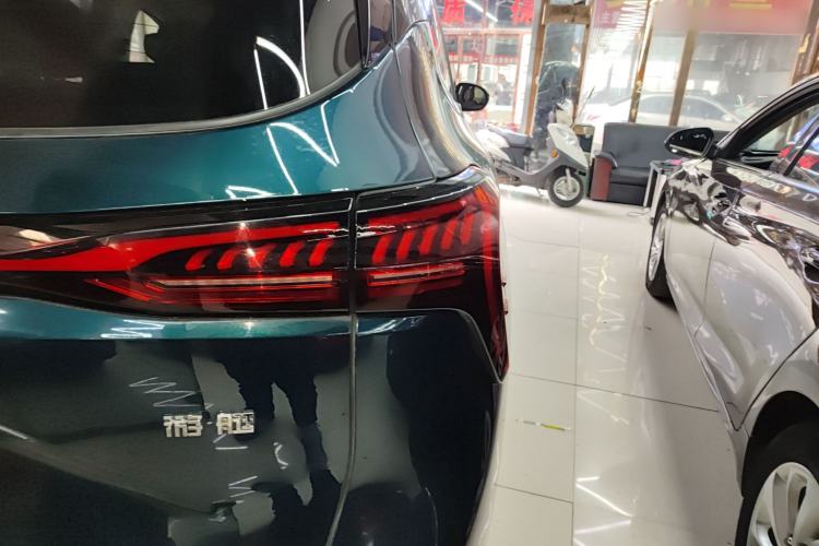 Used FORTHING Yacht 2022 1.5T DCT Chasing-the-Waves Edition Right Rear Taillight