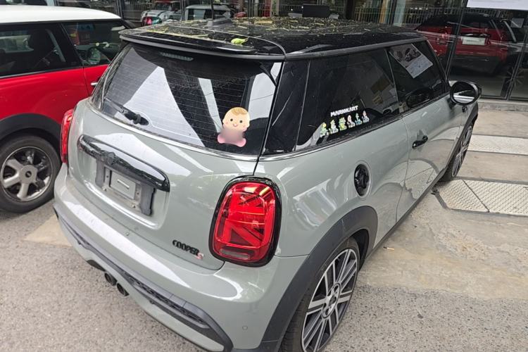 Used MINI 2022 Updated 2.0T COOPER S Artist