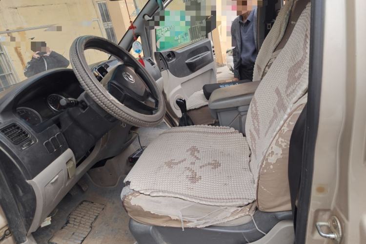 Used FORTHING Lingzhi 2017 Restyled M3L 1.6L 7-Seater Comfort Version
