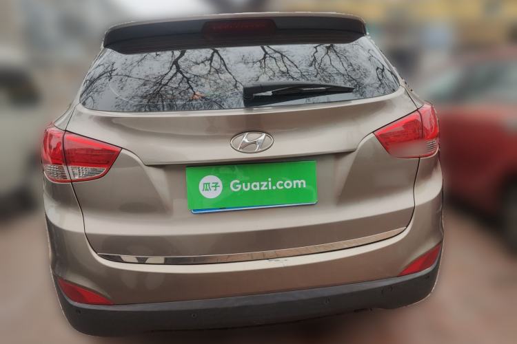 Used Hyundai ix35 2012 2.0L Automatic Two-Wheel Drive Elite Edition GLS
