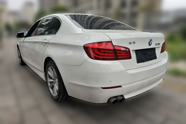 Used BMW 5 Series 2012 520Li Elegant Edition Rear Left 45 Deg