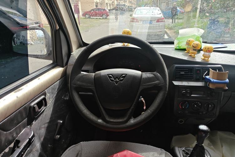 Used Wuling Rongguang 2014 1.2L S Base Model Steering Wheel