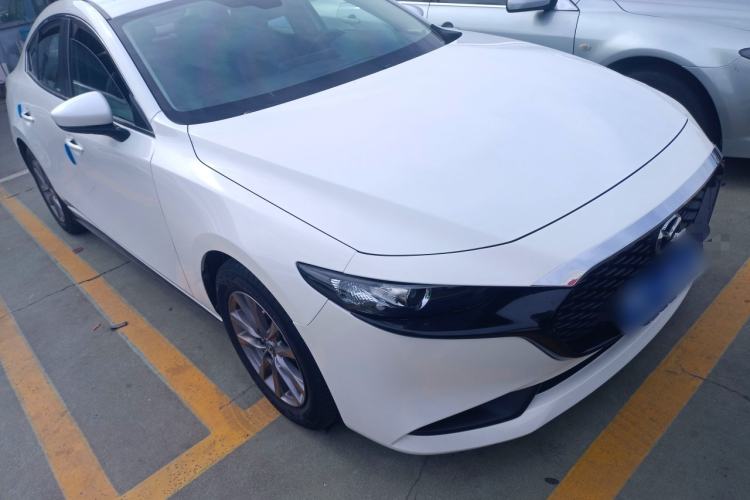 Used Mazda Mazda 3 Axela 2020 1.5L Automatic Luxury Version