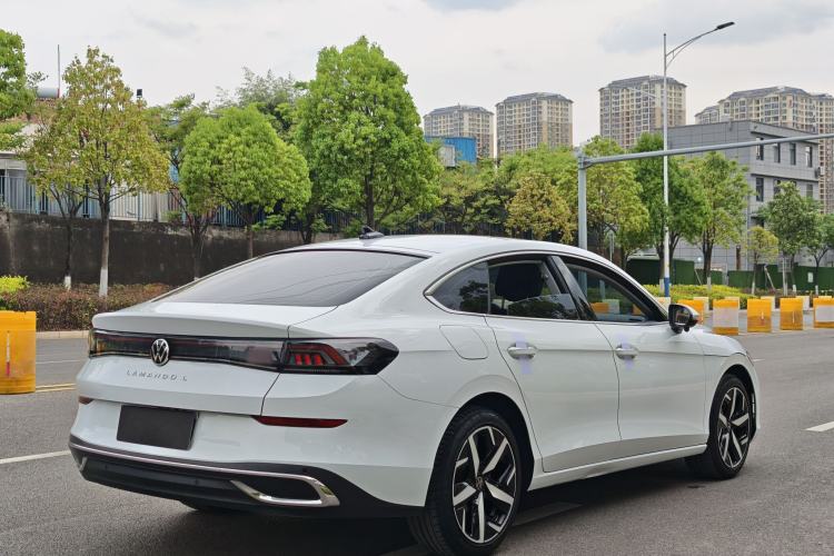 Used Volkswagen Lamando 2023 Lavida L 280TSI DSG Cool & Spicy Edition
