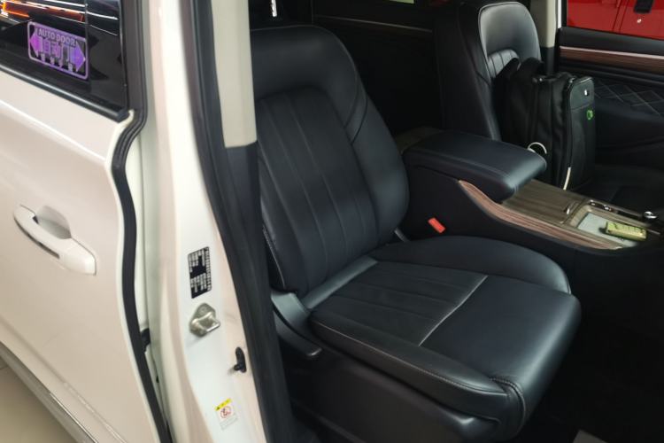 Used GAC Trumpchi M8 2018 320T Luxury Edition