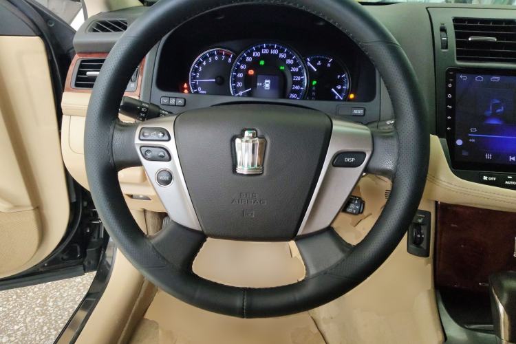 Used Toyota Crown 2012 2.5L Royal Leather Edition
