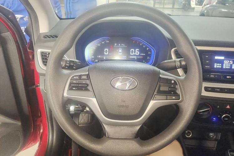 Used Hyundai Verna (new generation) 2020 1.4L CVT GLS Cool Edition Steering Wheel