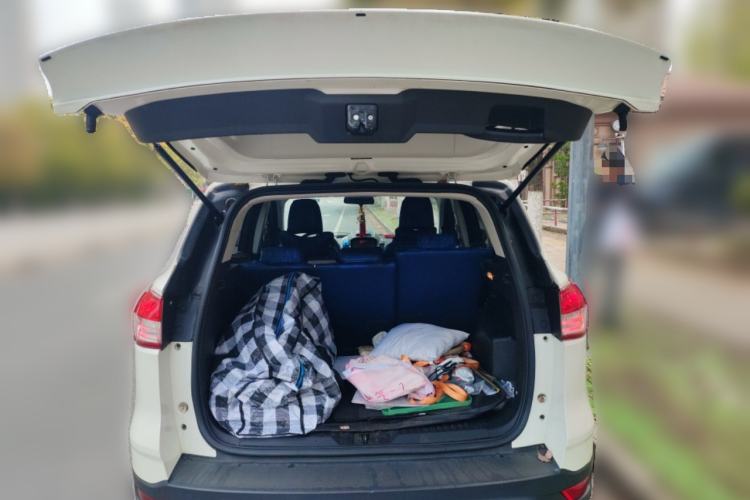 Used Ford Kuga 2013 1.6L GTDi Two-Wheel-Drive Comfort Model Trunk