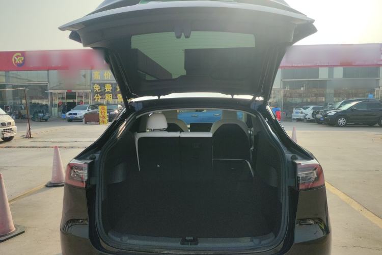 Used Tesla Model Y 2023 Rear-Wheel-Drive Version