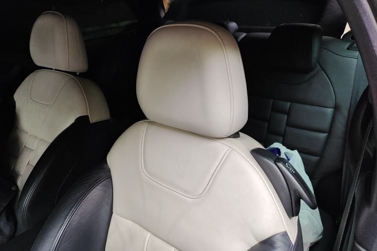 Used DS 3 2012 1.6L Supreme Edition
