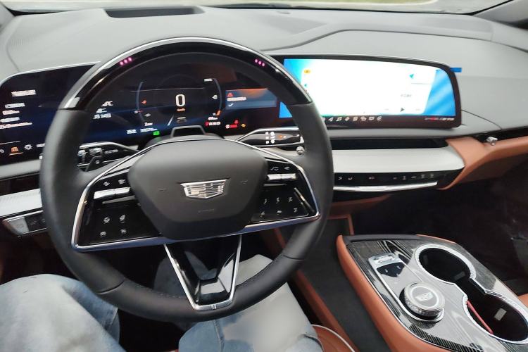 Used Cadillac OPTIQ 2024 Four-Wheel Drive Long-Range Version
