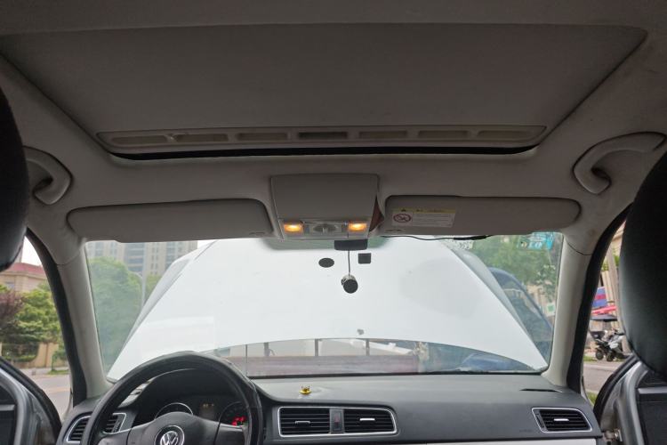 Used Volkswagen Lavida 2013 Restyled Classic 1.6L Automatic Comfort Edition Headliner