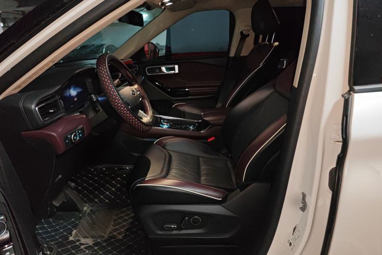 Used Ford Explorer 2023 EcoBoost 285 Four-Wheel Drive Titanium Edition 6 Seats
