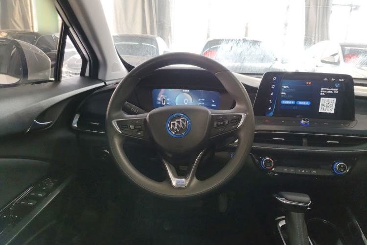 Used Buick Velite 6 2023 Revised Version 430 km Range – Commuter Edition
