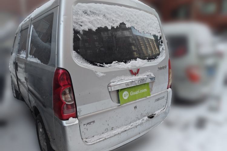 Used Wuling Rongguang 2011 1.2L Base Version
