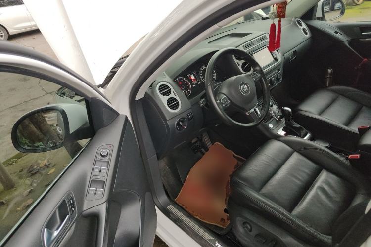 Used Volkswagen Tiguan 2015 1.8TSI Automatic All-Wheel-Drive Luxury Model Driver Seat