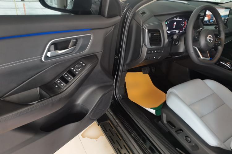 Used Nissan X-Trail 2023 e-POWER Ultra-Hybrid Dual-Motor All-Wheel-Drive Supreme Edition Driver Seat