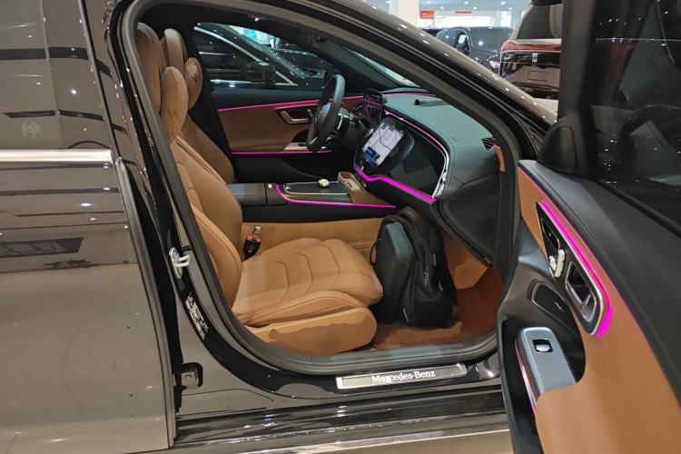 Used Mercedes-Benz E-Class New Energy 2024 E 350 e L Plug-in Hybrid Sports Sedan