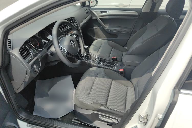 Used Volkswagen Golf 2019 1.6L Automatic Comfort Model China V Standard
