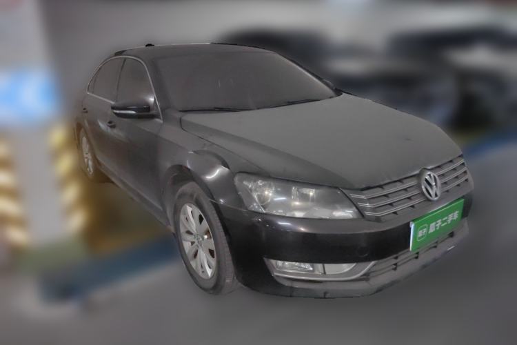 Used Volkswagen Passat 2014 1.8TSI DSG Prestige Edition Front Right 45 Deg